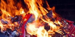 Cách Đốt Vía Giải Đen Cờ Bạc Chi Tiết Cho Người Chơi